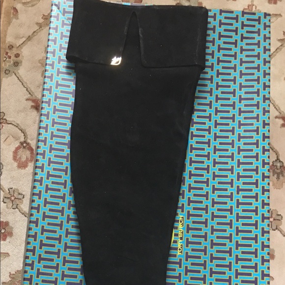 Tory Burch boots with kitten heel size 8 - Picture 2 of 2